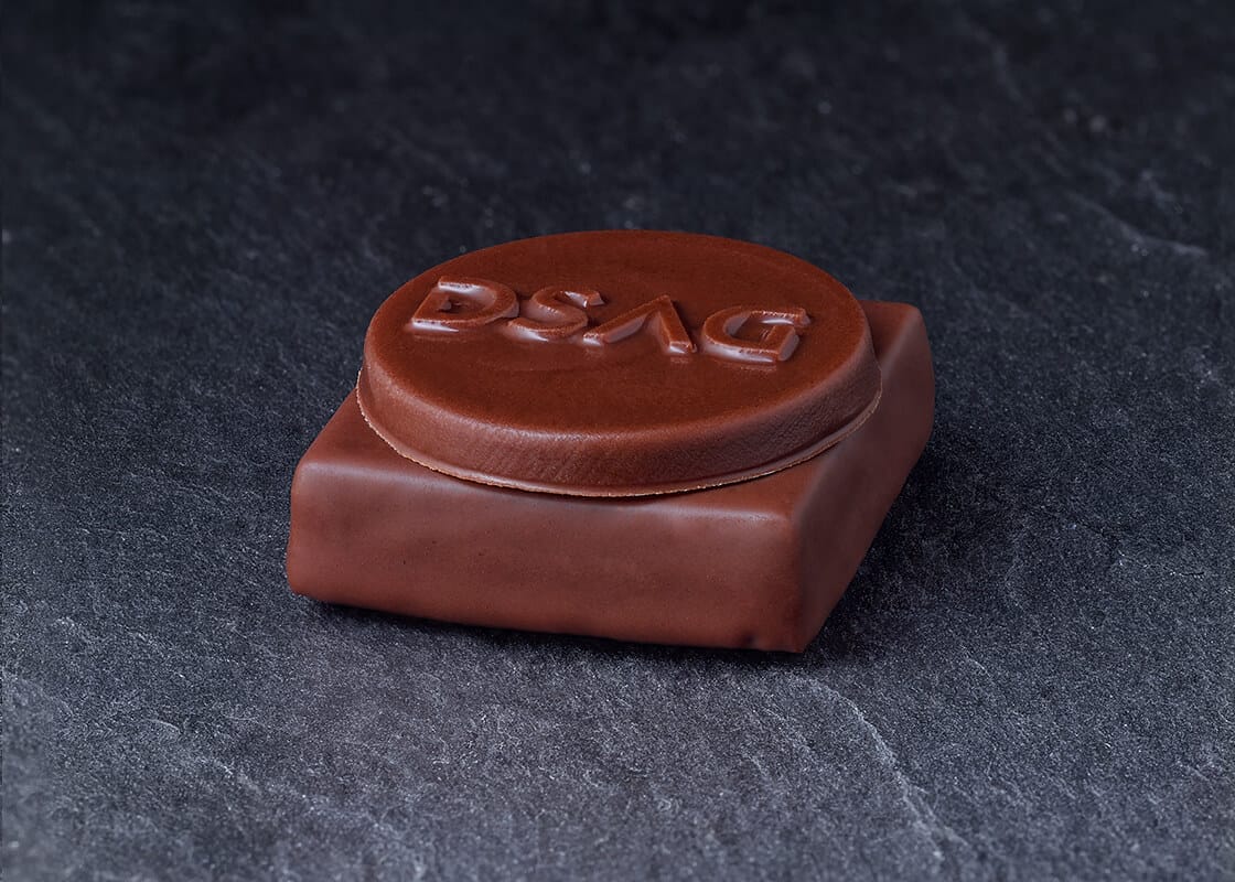 Schnittpraline mit gegossenem Kundenlogo