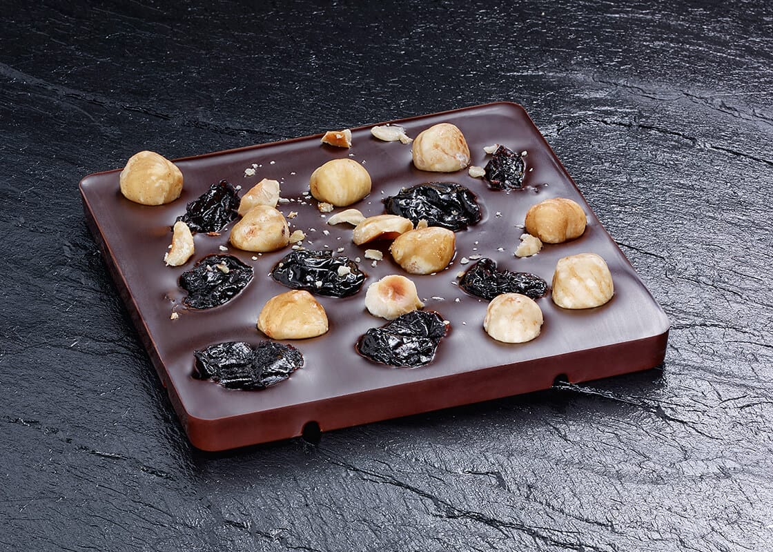 Tafel_Dunkel_Rum_Kirsch_Haselnuss_1120_800 Bodensee Rum Kirsch Haselnuss 62%